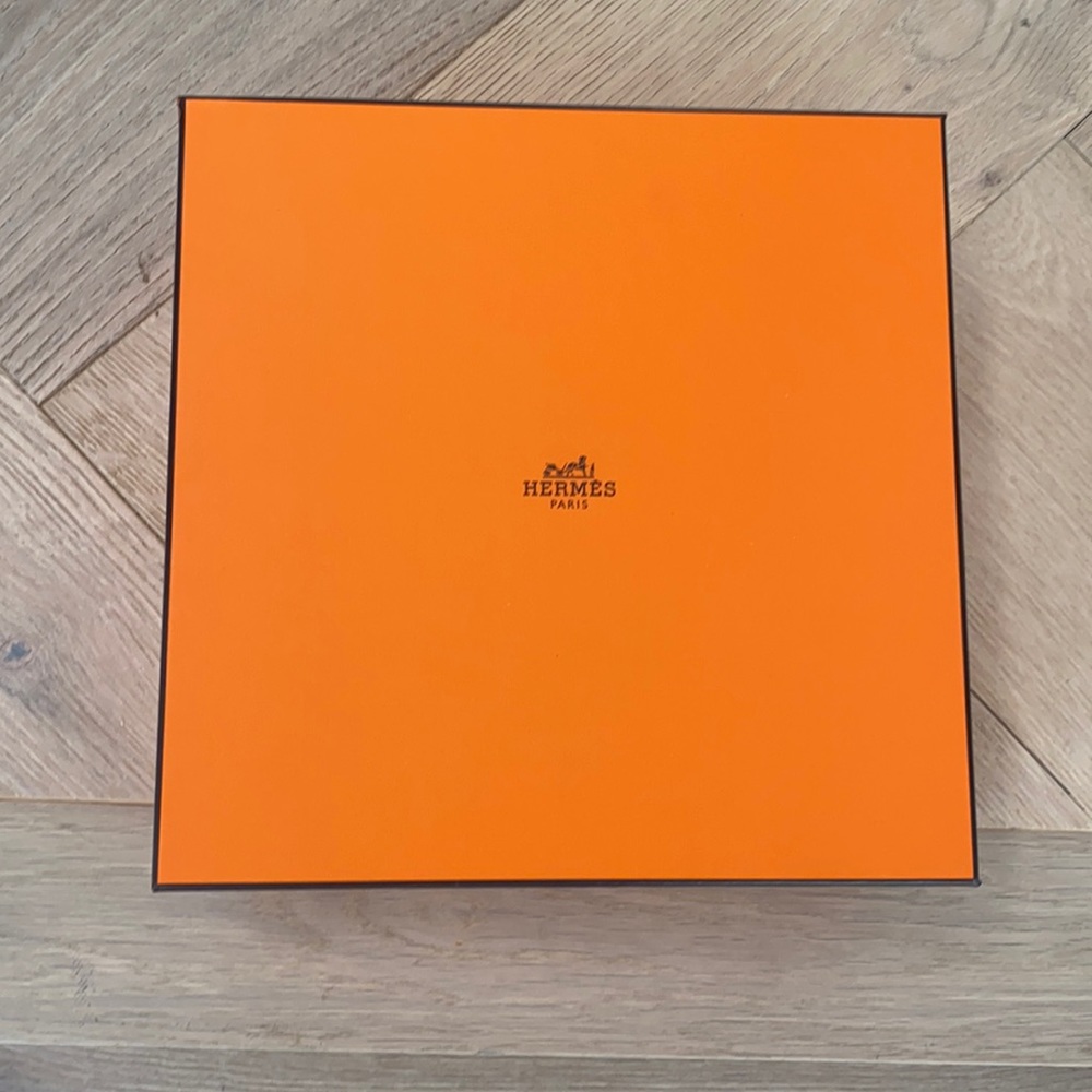 Hermes box